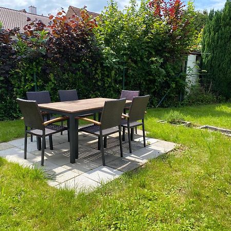 Stadtrand Oase Karlsruhe Mit Balkon エクステリア 写真
