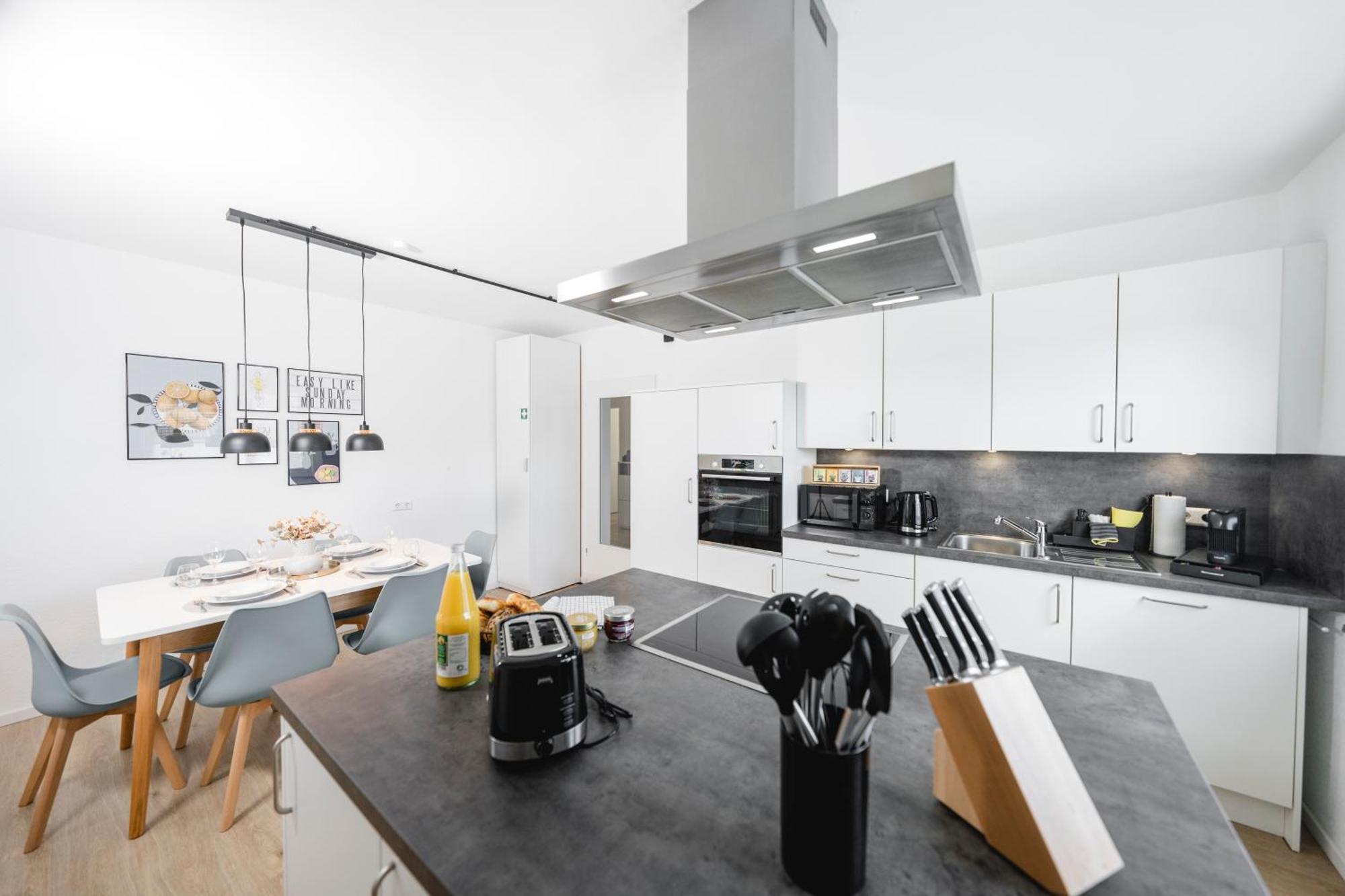 Stadtrand Oase Karlsruhe Mit Balkon エクステリア 写真