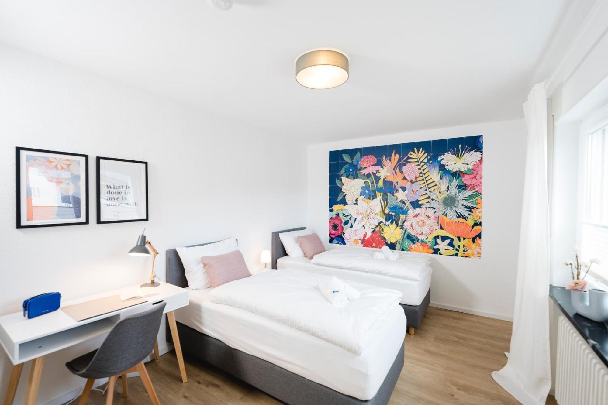 Stadtrand Oase Karlsruhe Mit Balkon エクステリア 写真