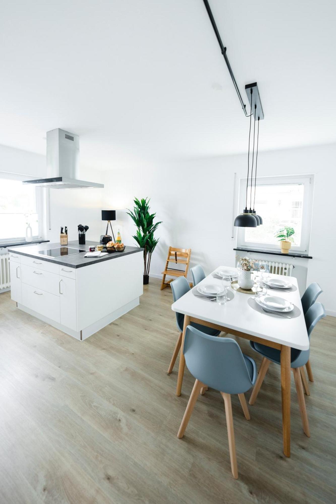Stadtrand Oase Karlsruhe Mit Balkon エクステリア 写真