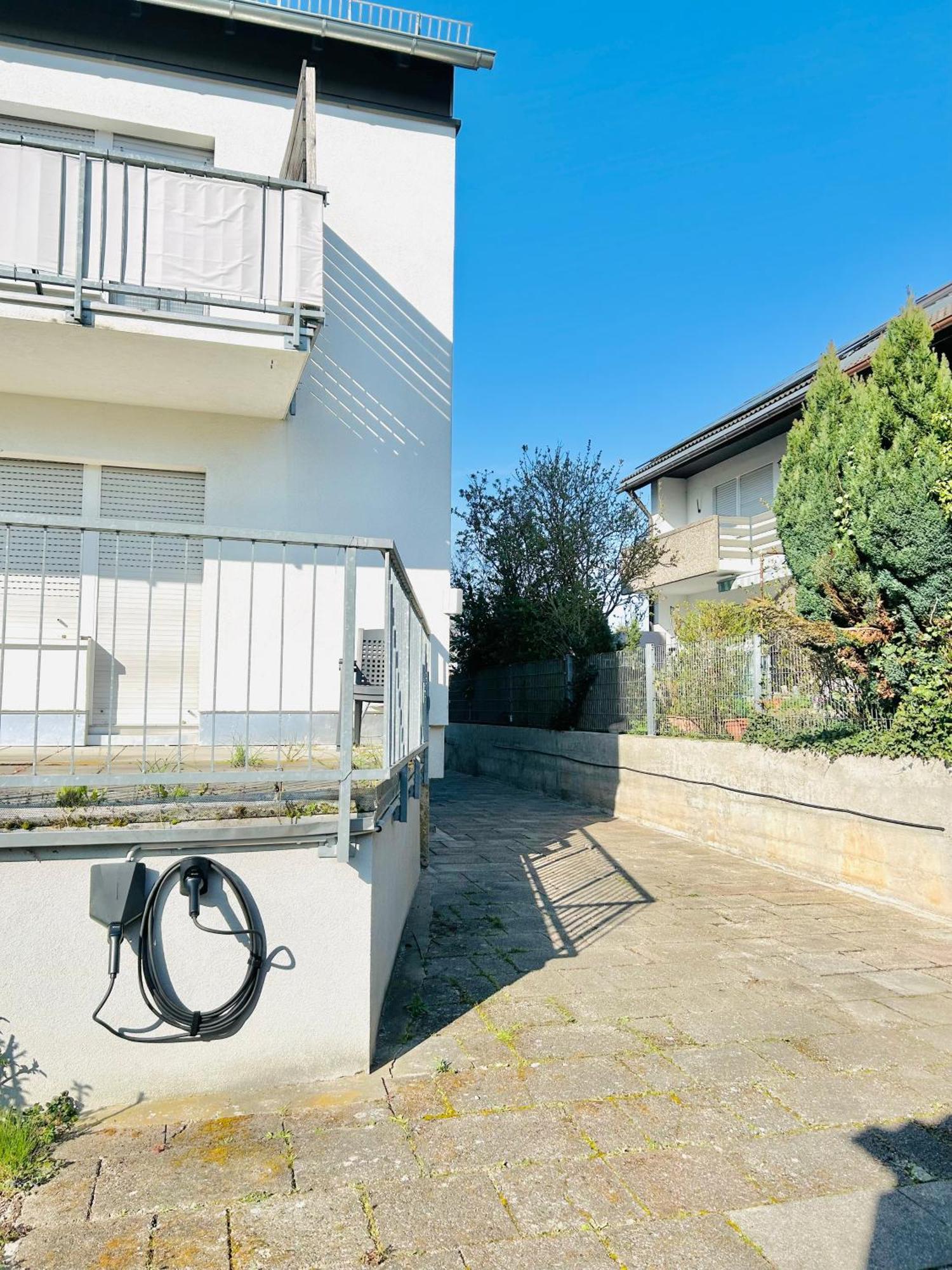Stadtrand Oase Karlsruhe Mit Balkon エクステリア 写真